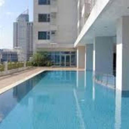 Staycation In Manila Zewnętrze zdjęcie